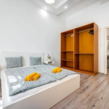 Budapest Moments By Stn Exterior photo