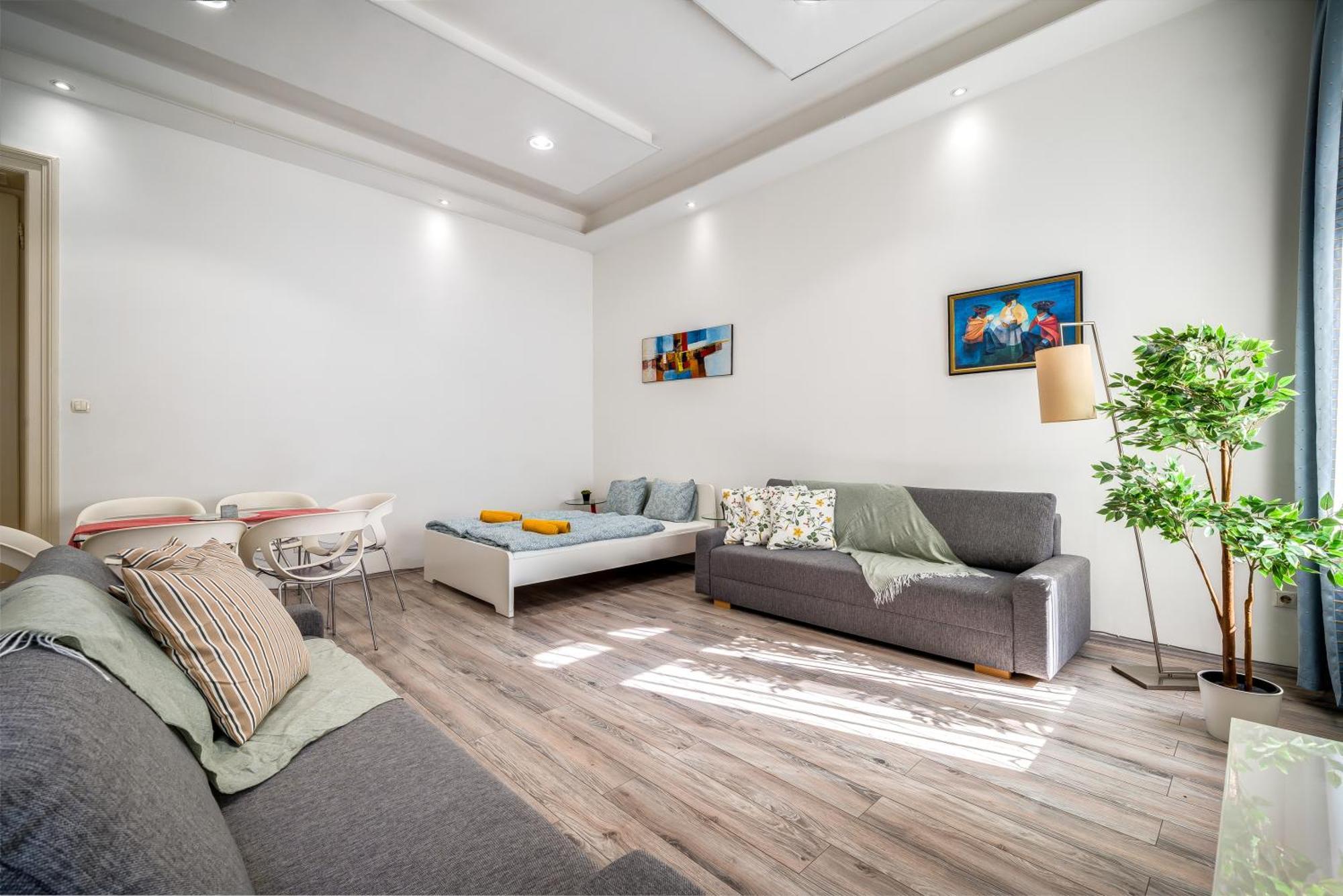 Apartman Moments By Stn